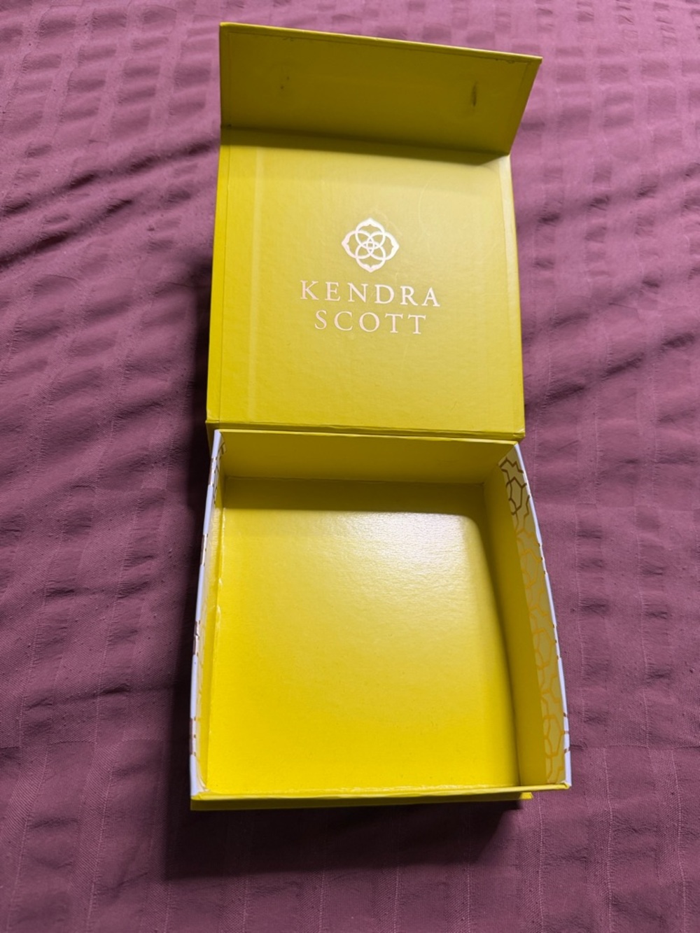 Kendra Scott Bright Yellow Jewelry Boxes with White Ribbons and Gift Bags - Picture 5 of 14